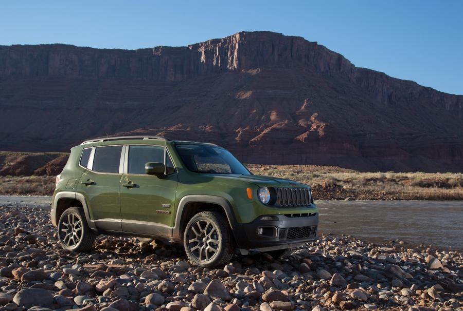  Jeep Renegade 75th Anniversary 2016 года  (NA) (фото 9 из 14)